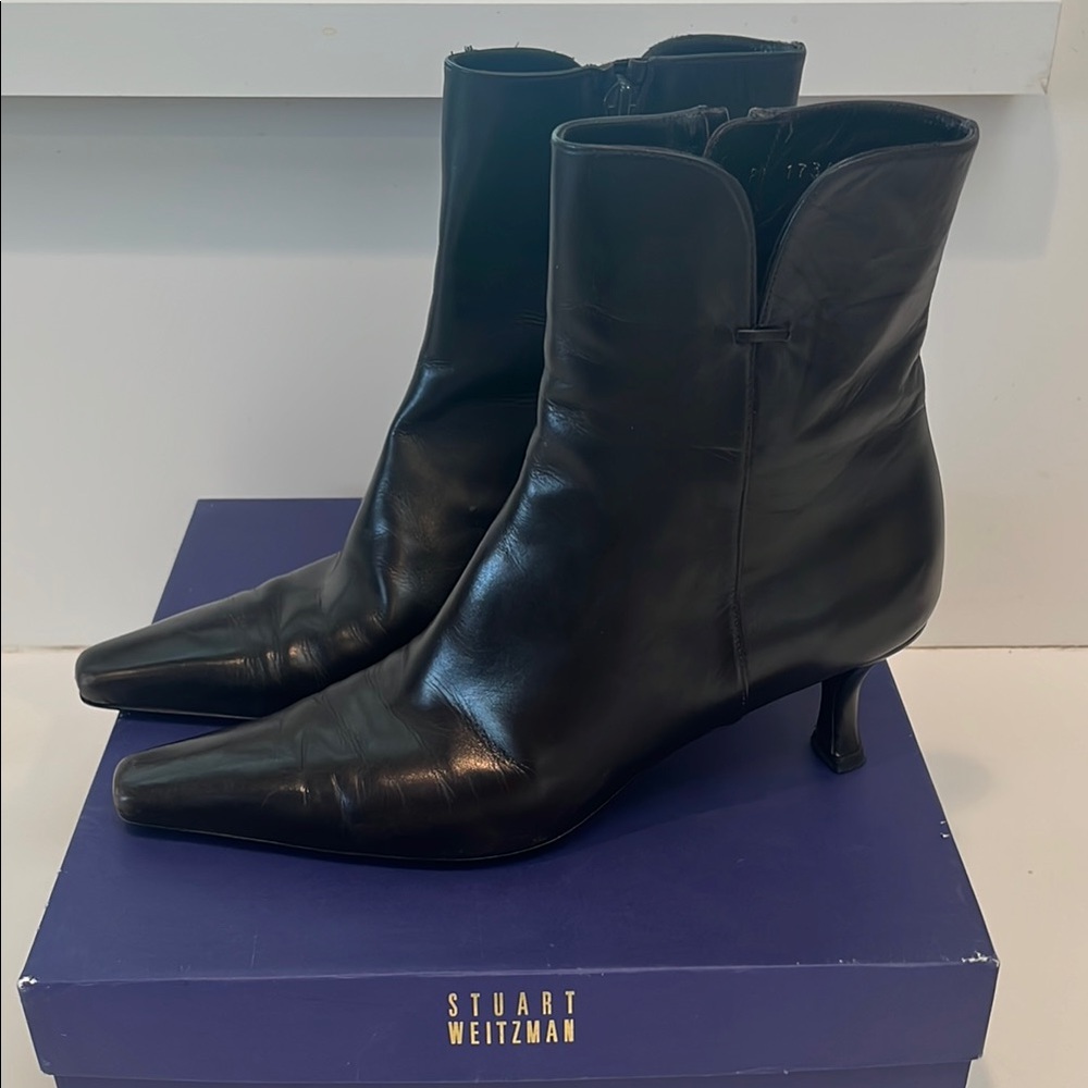 Stuart Weitzman Brown Heeled Boots with Side Zipper